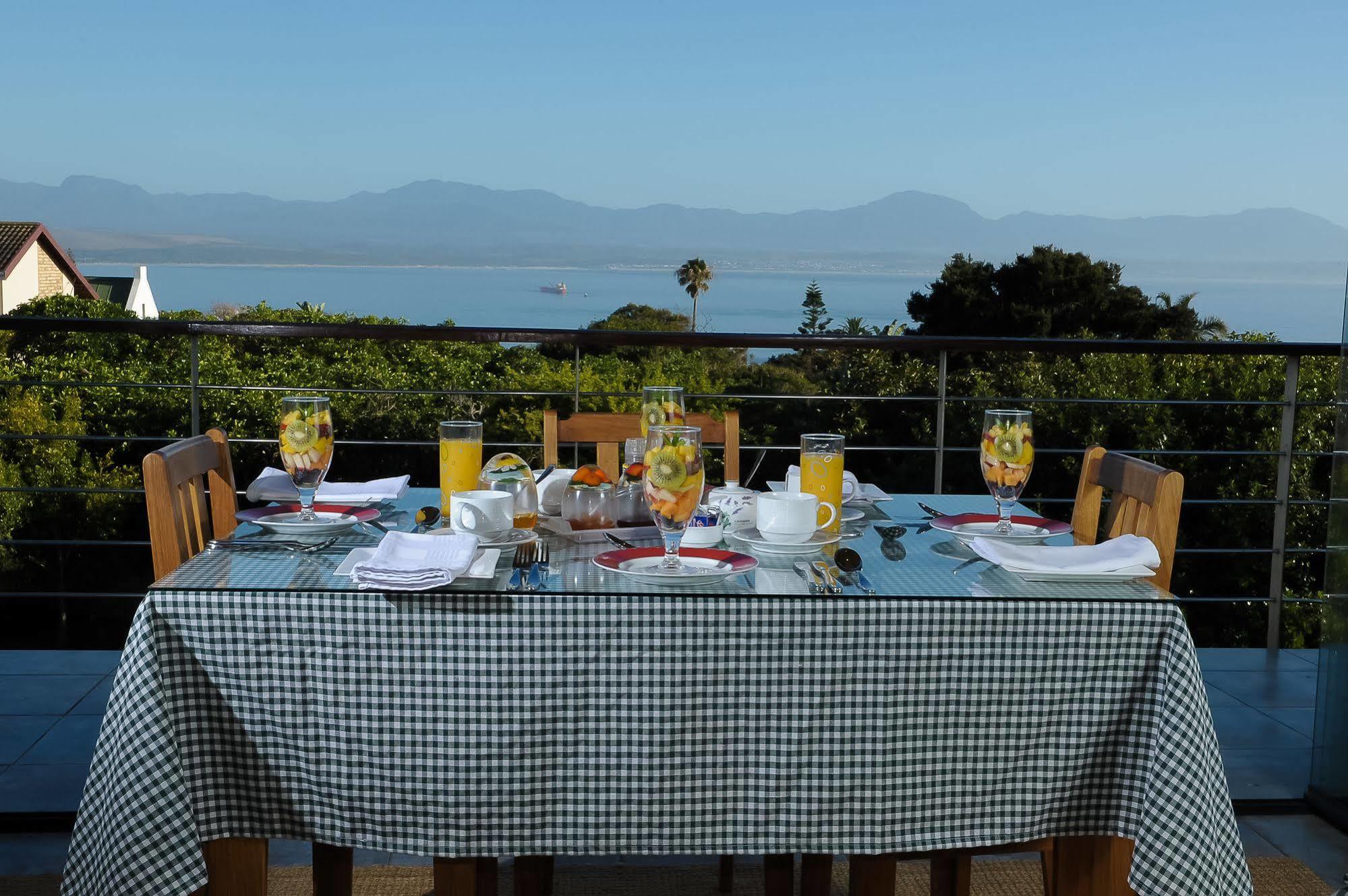 Linkside 2 Self-Catering Mossel Bay Exterior foto